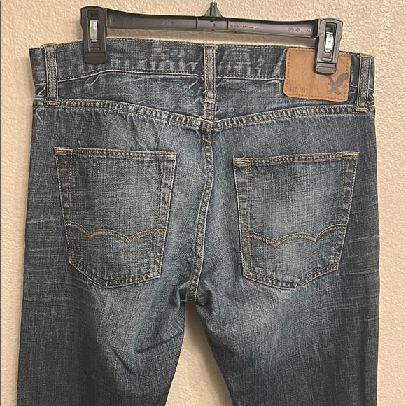 American Eagle Outfitters Blue Straight Jeans with Vintage Distress - Picture 4 of 5